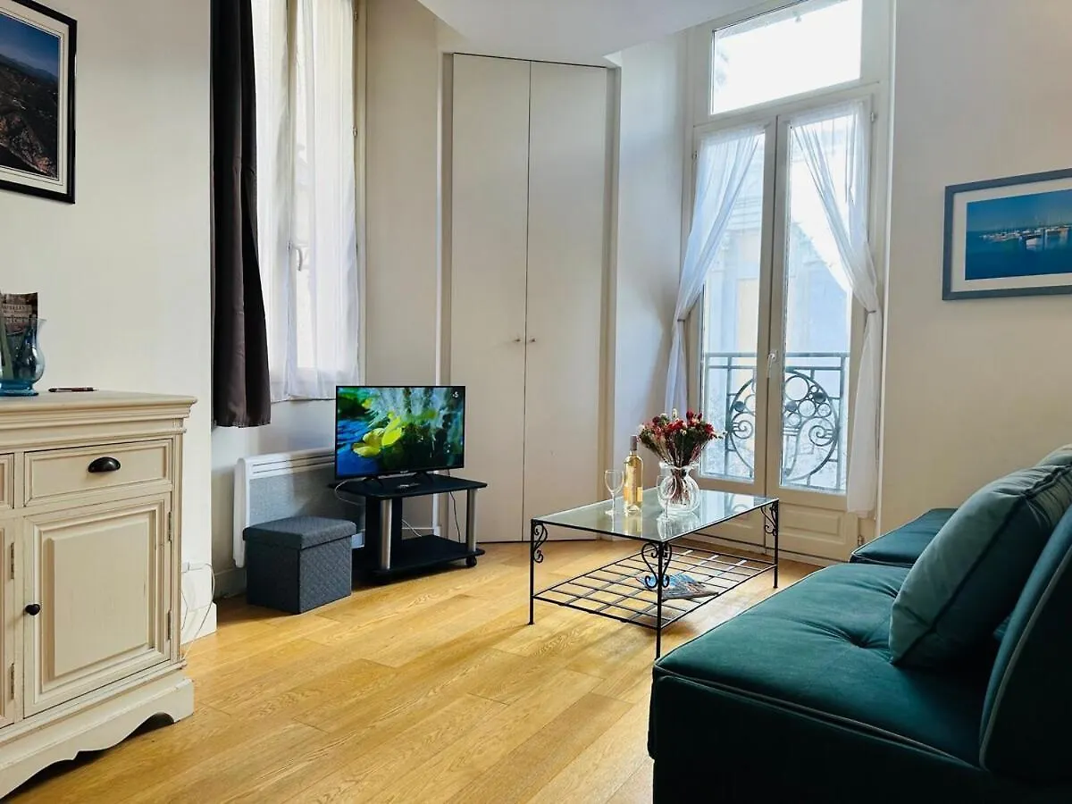 New ! Charmant Spacieux 2P Vieux-Nice Calme 0*, نيس فرنسا